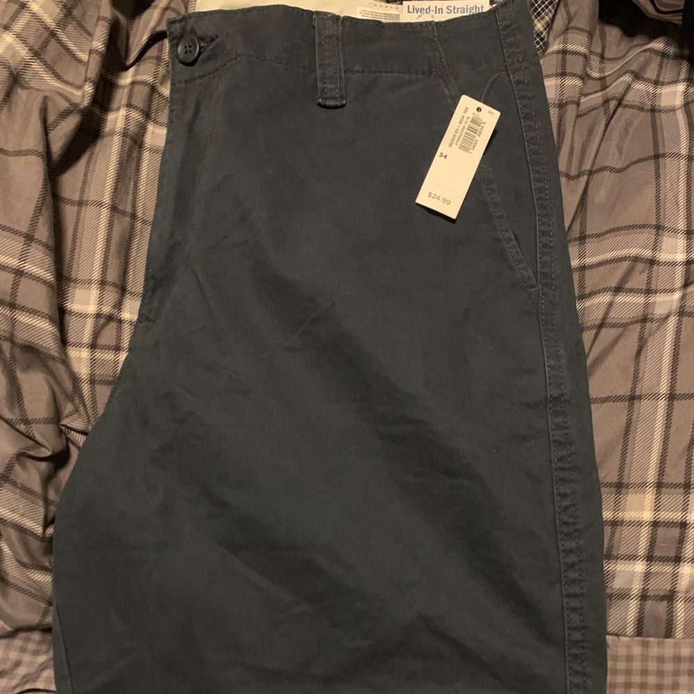 NWT Navy Men’s straight shorts size 34